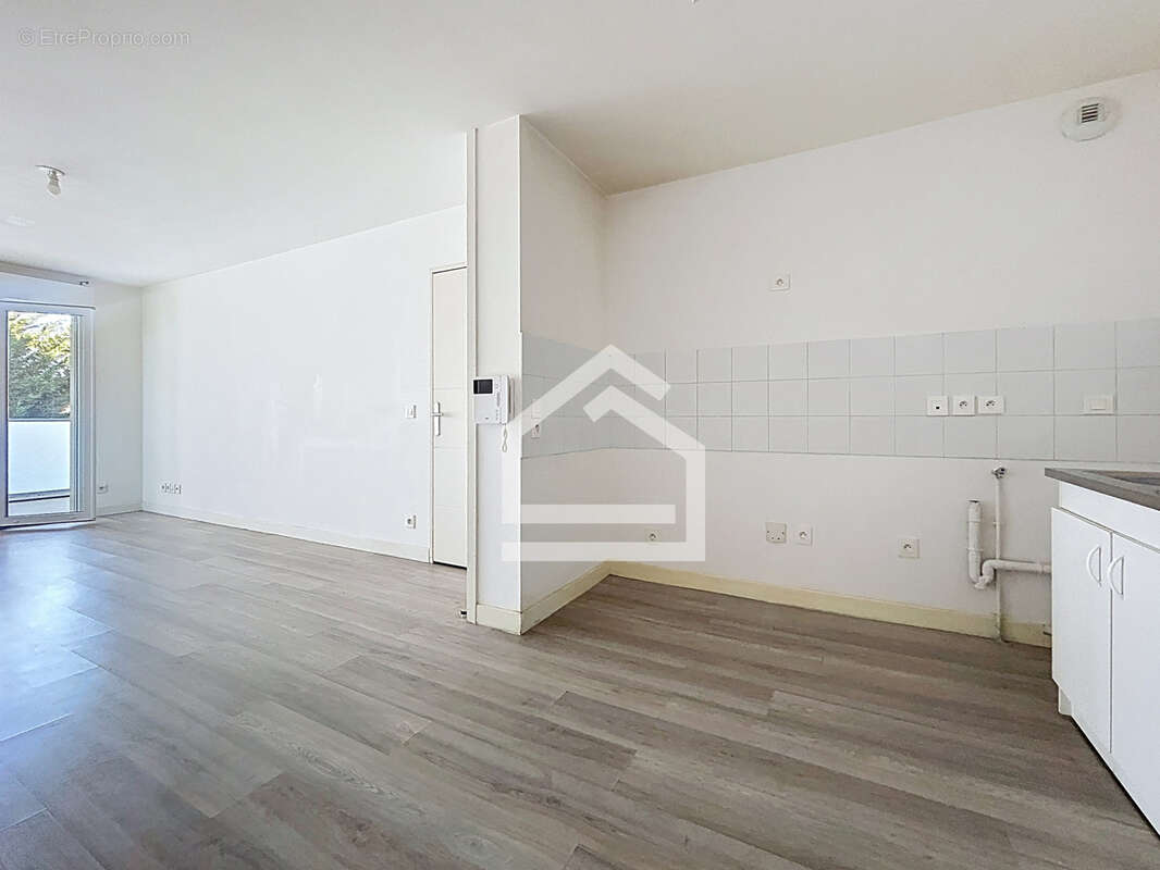 Appartement à VILLENAVE-D'ORNON