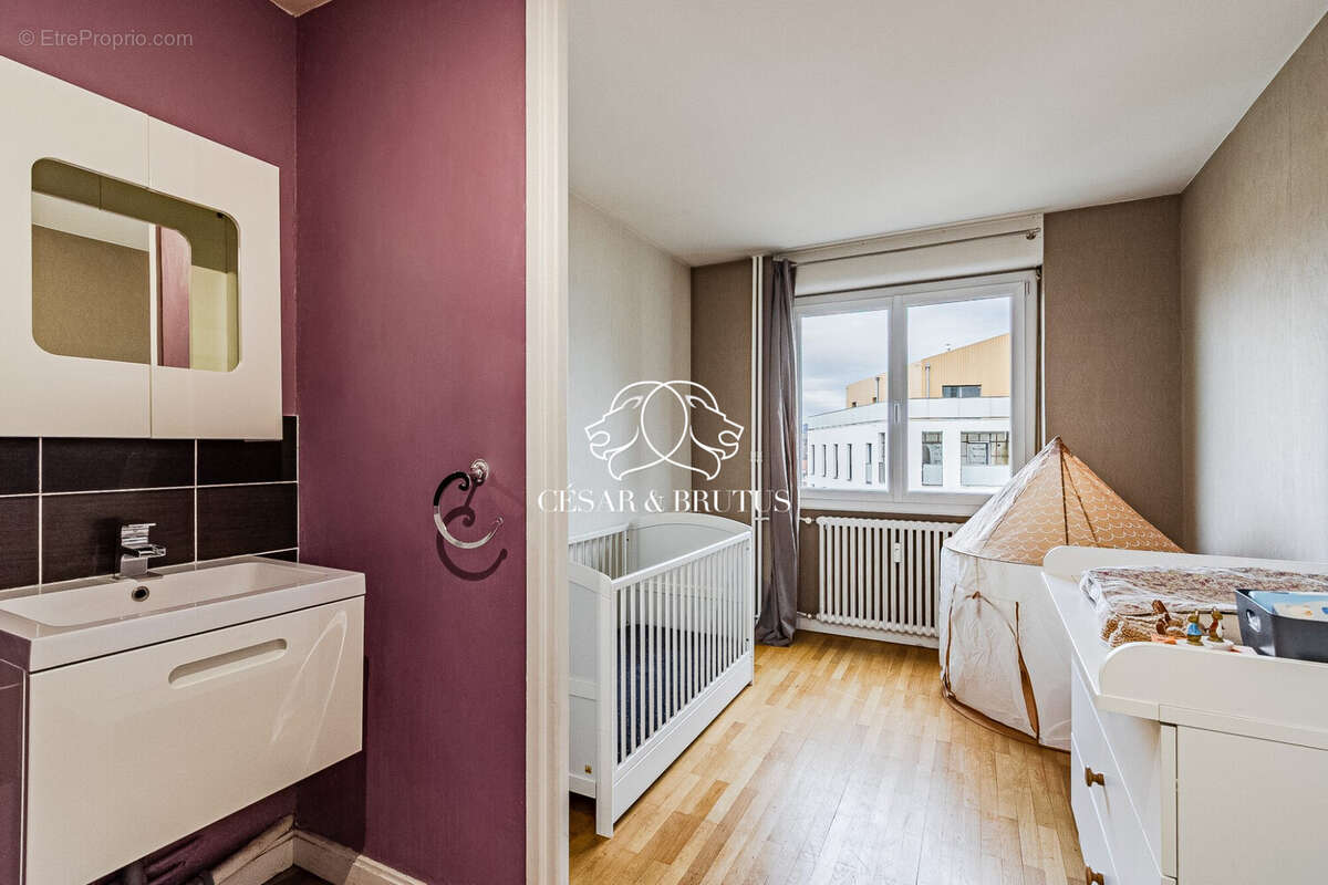 Appartement à TASSIN-LA-DEMI-LUNE