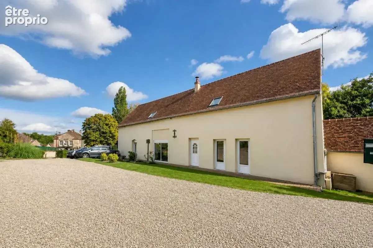 Maison à CONDE-SUR-HUISNE
