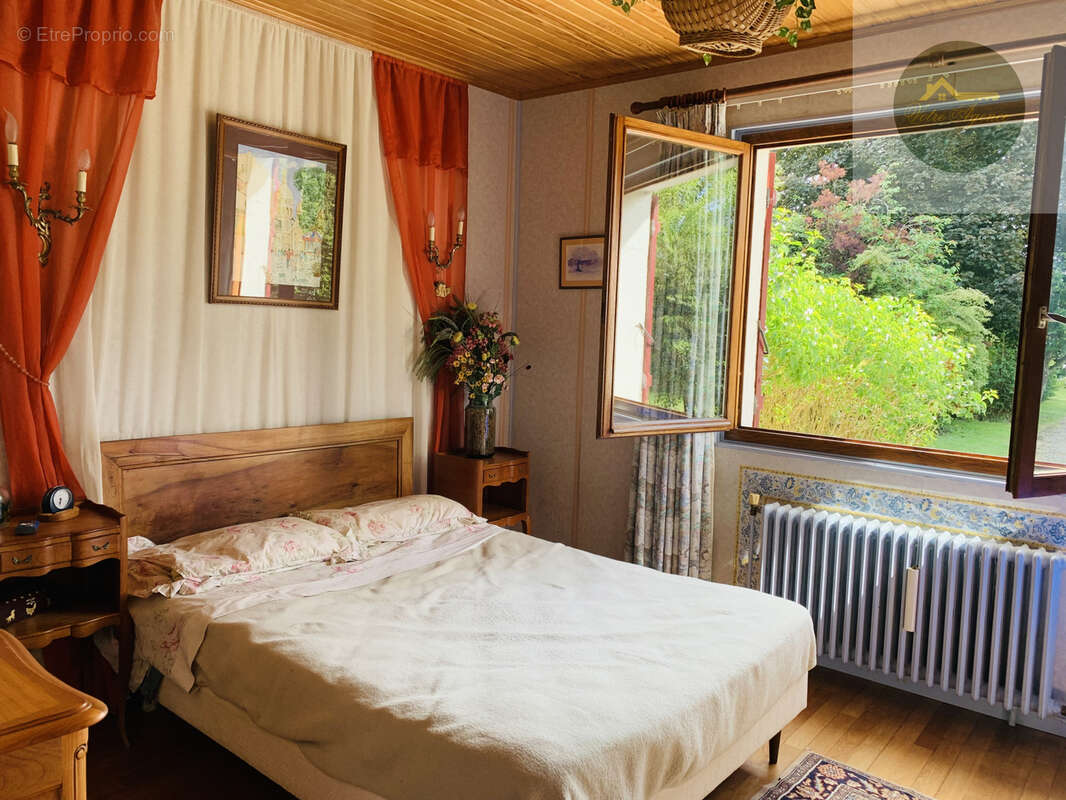 Maison à CHEROY
