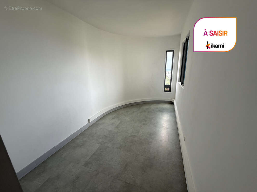 Appartement à SAINT-DENIS