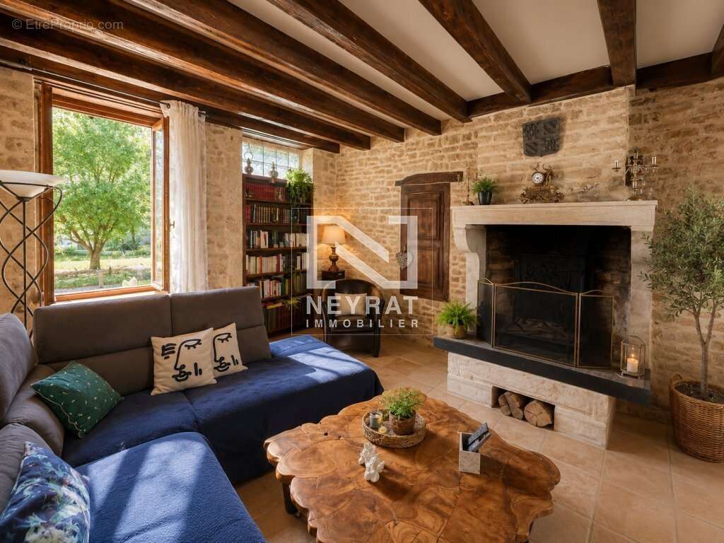 Authentique maison en pierres avec piscine - photo 11