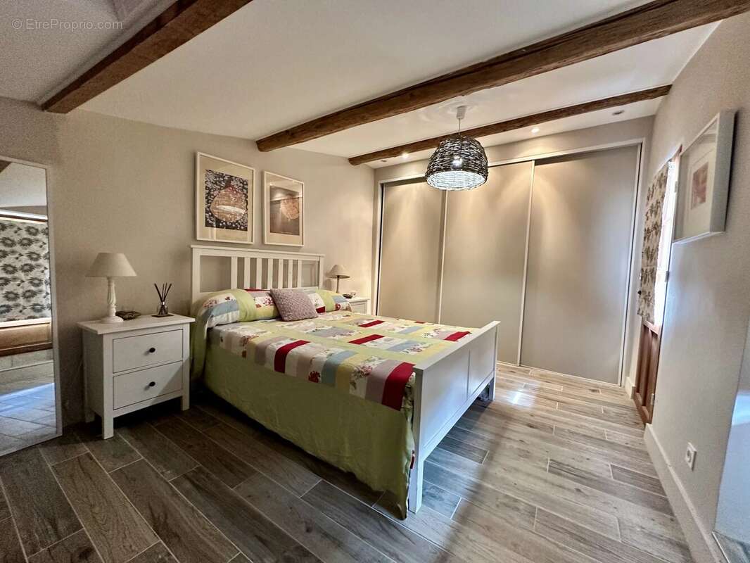 Maison à GARRIGUES-SAINTE-EULALIE