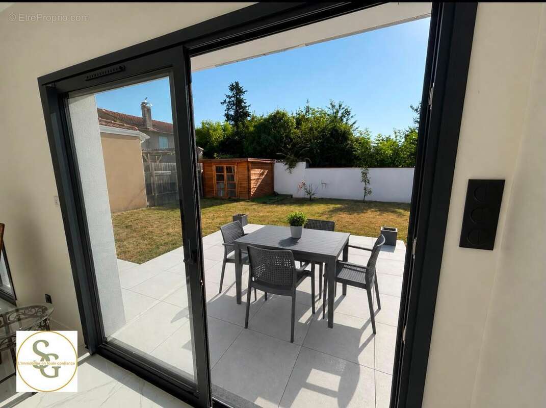 Maison 148 m² à Gaillac  - photo 8