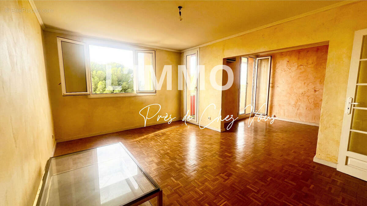 Appartement à MARSEILLE-11E