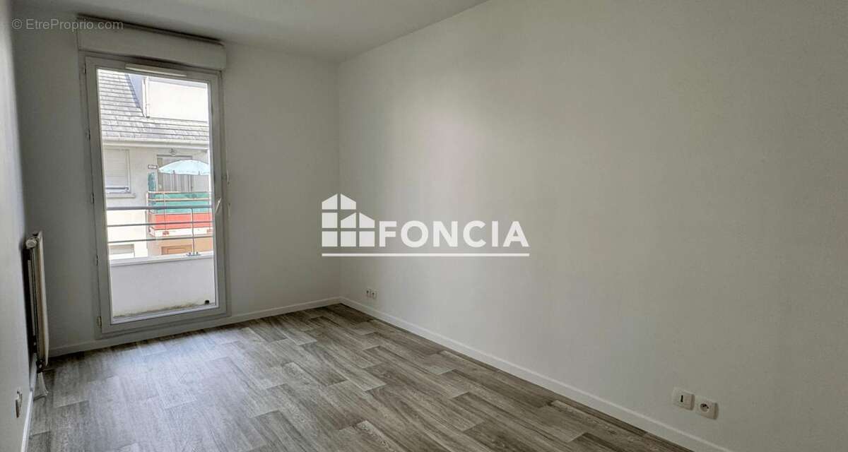 Appartement à SAVIGNY-SUR-ORGE