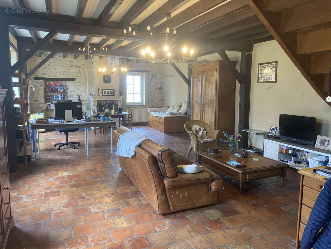 Maison à SAINT-JEAN-D'ASSE