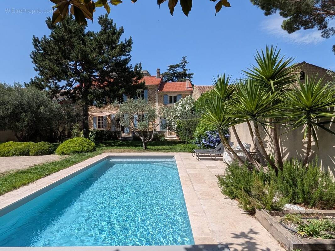 Maison à SORGUES