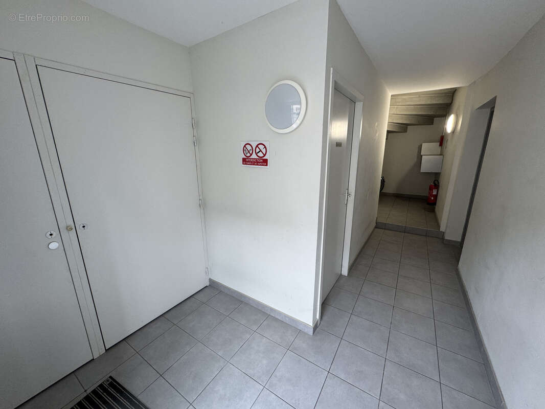 Appartement à SOUAL
