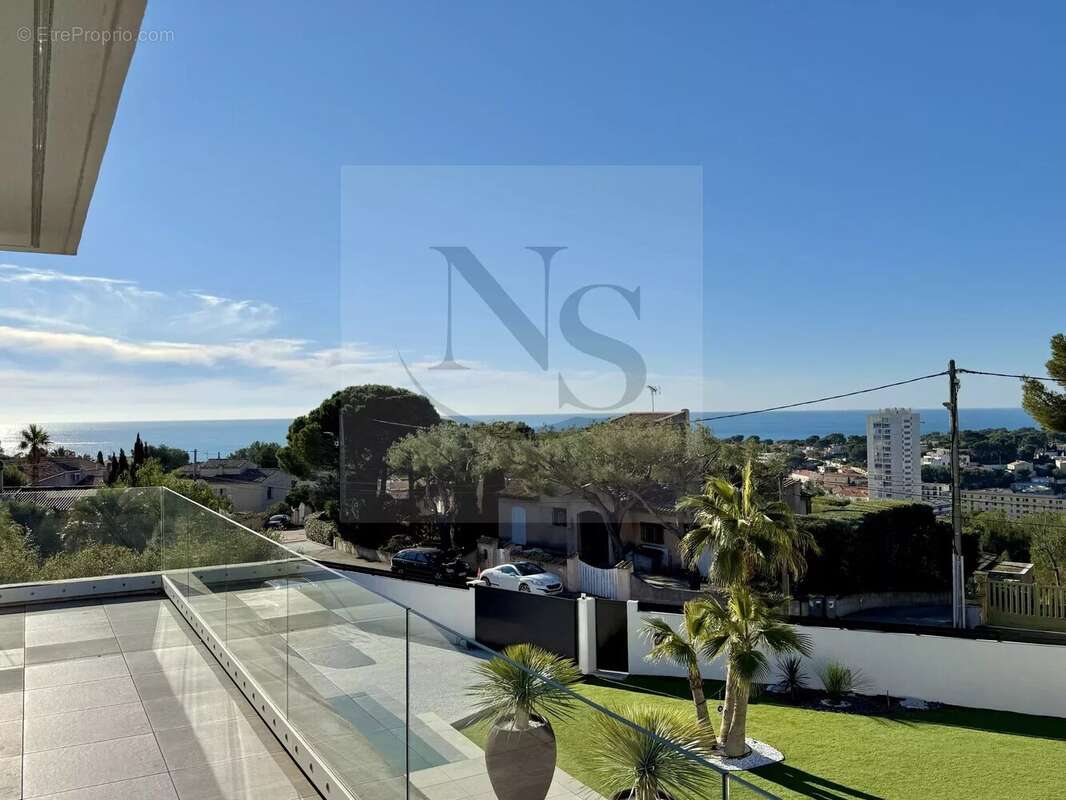 Maison à CARRY-LE-ROUET