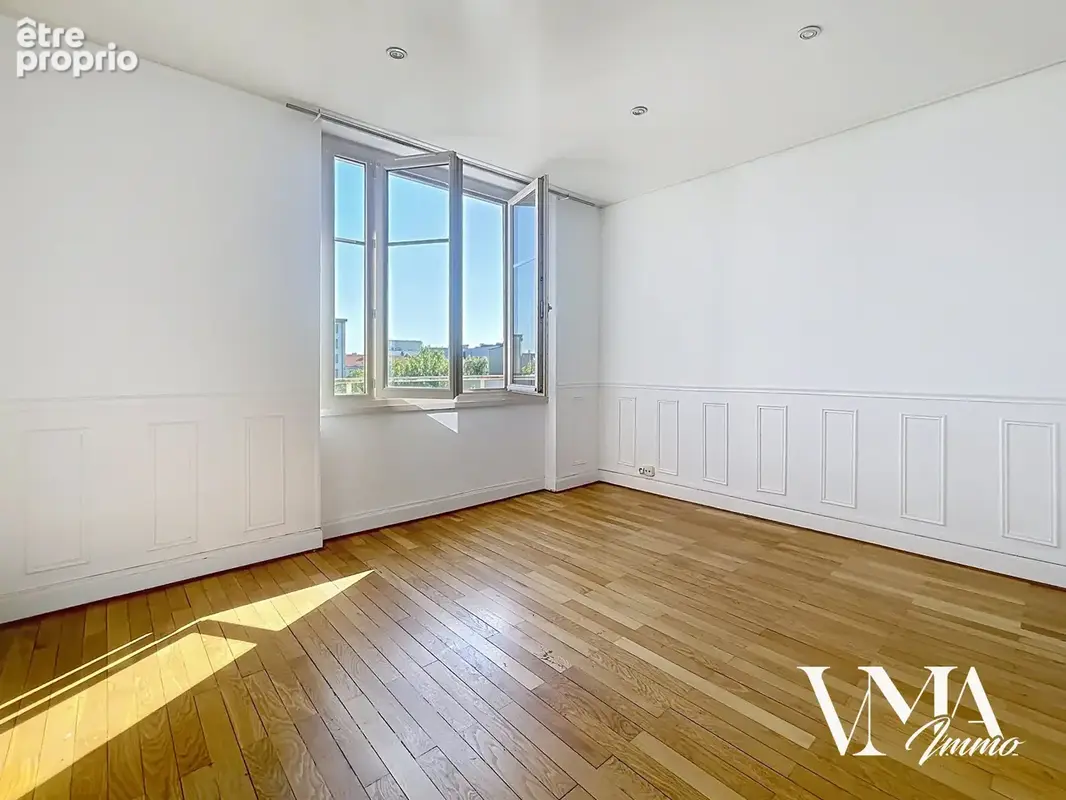 EXCLISIVITÉ / MONPLAISIR - Bel Appartement T3 de 62 m2 au 5ème étage avec ascenseur - photo 3
