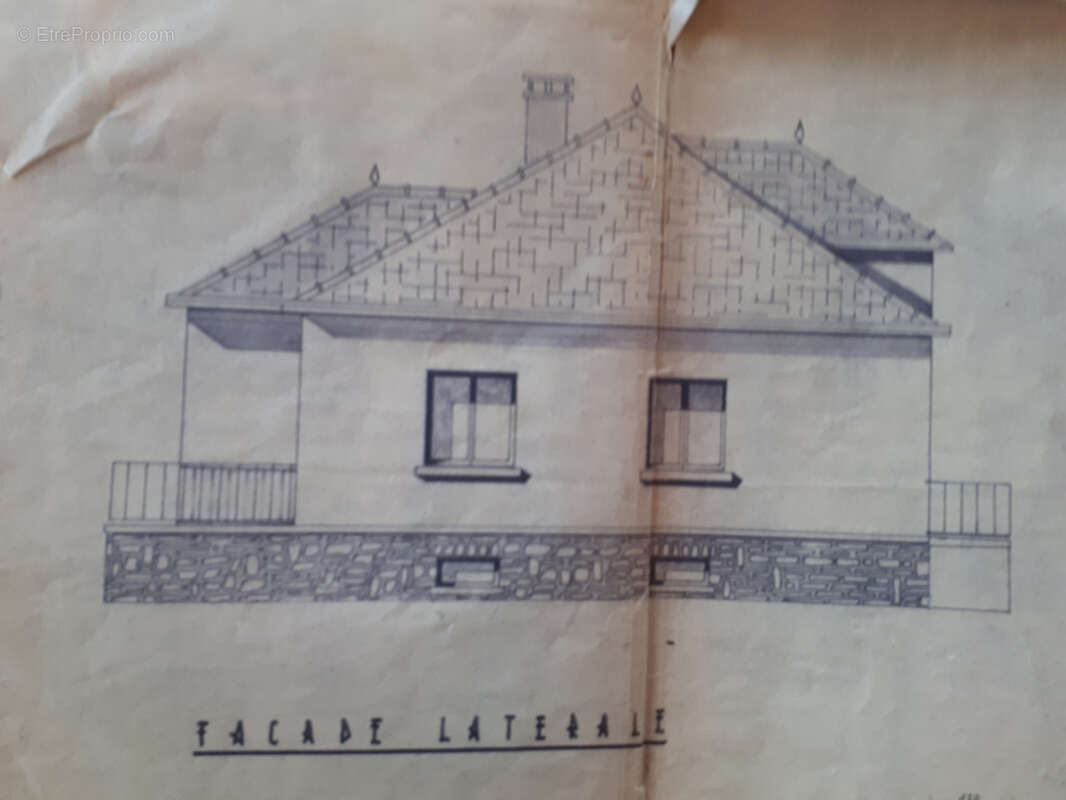 Maison à LES ORMES