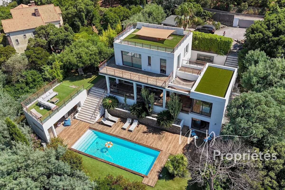 Maison à CAVALAIRE-SUR-MER