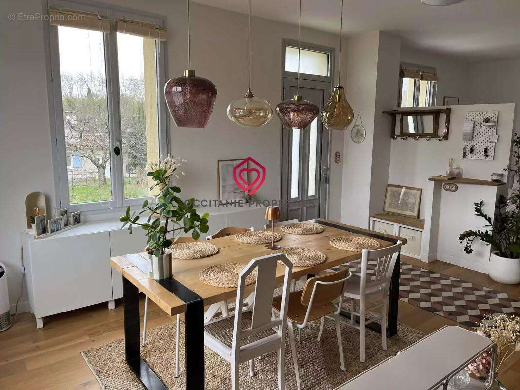 Maison à BELVEZE-DU-RAZES