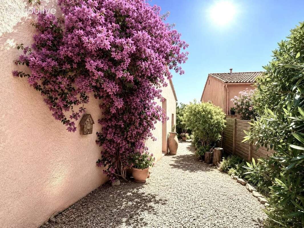 Villa T5 avec sa vue mer et son jardin arboré - photo 15