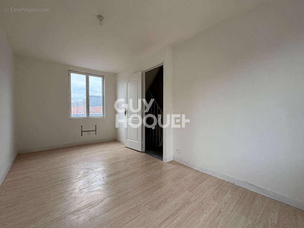 Maison à PONT-L'EVEQUE