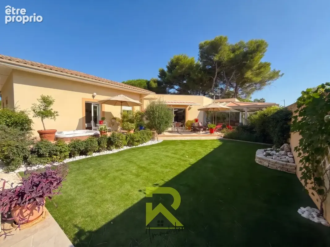 Grau d'agde superbe villa plain pied t4 au calme - photo 7