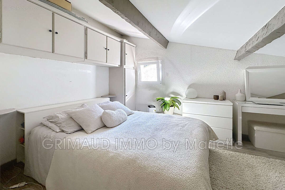 Appartement à GASSIN