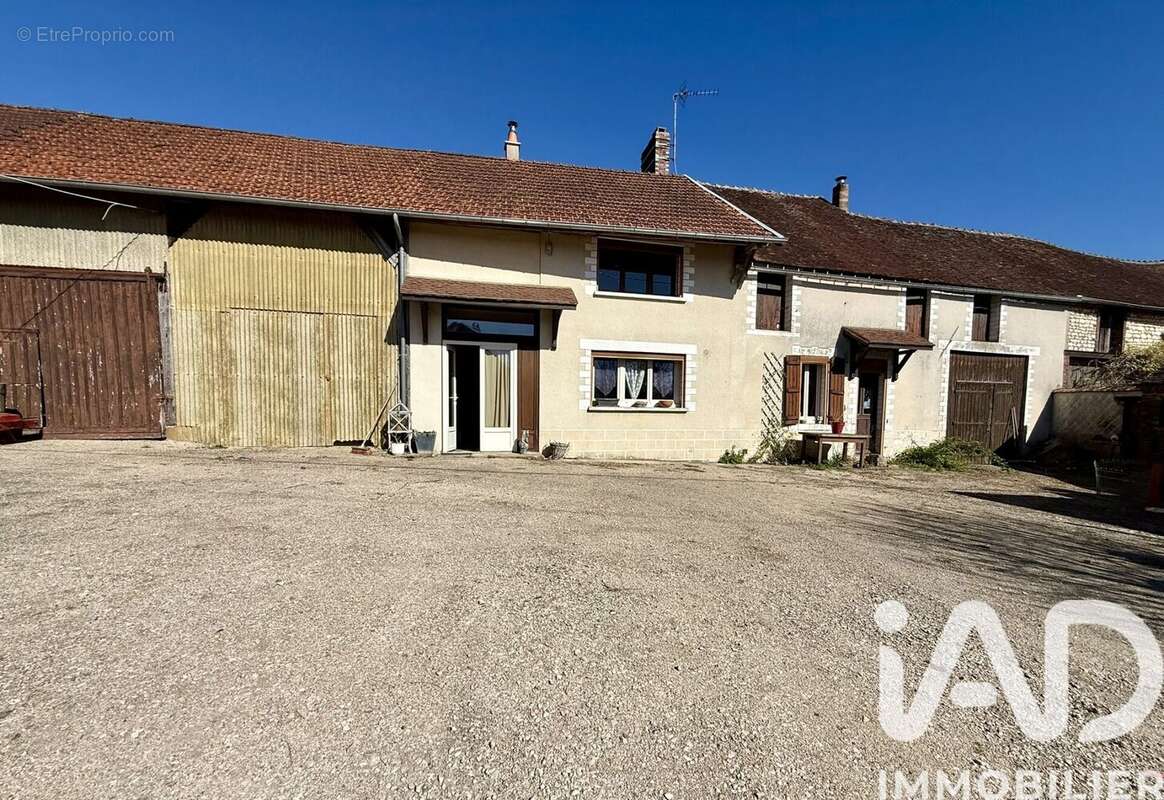 Photo 1 - Maison à MERRY-LA-VALLEE