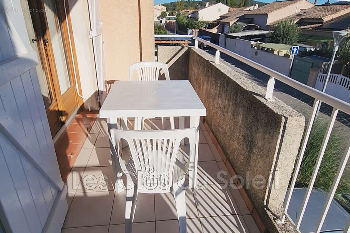 Appartement à LA LONDE-LES-MAURES