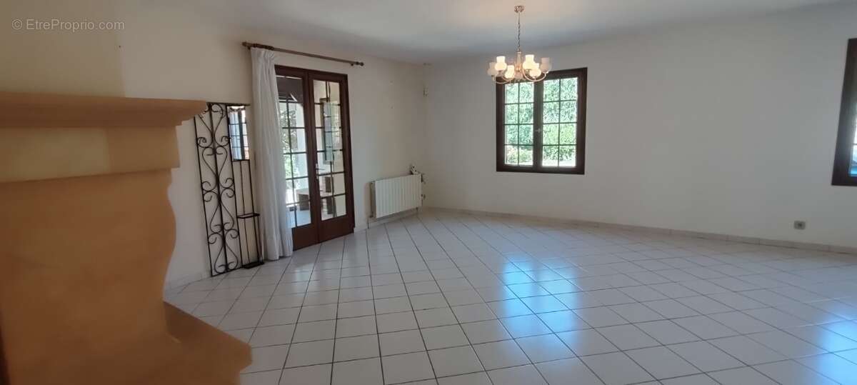 Maison 113 m² à Mouleydier  - photo 4