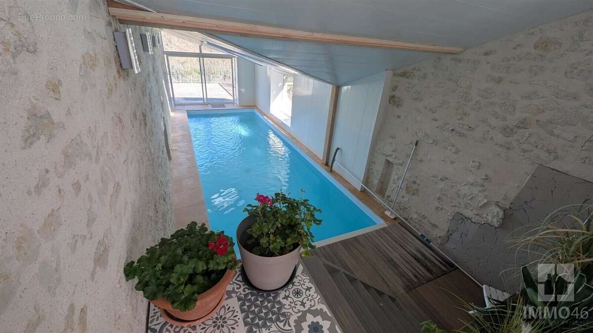 Maison à CAHORS