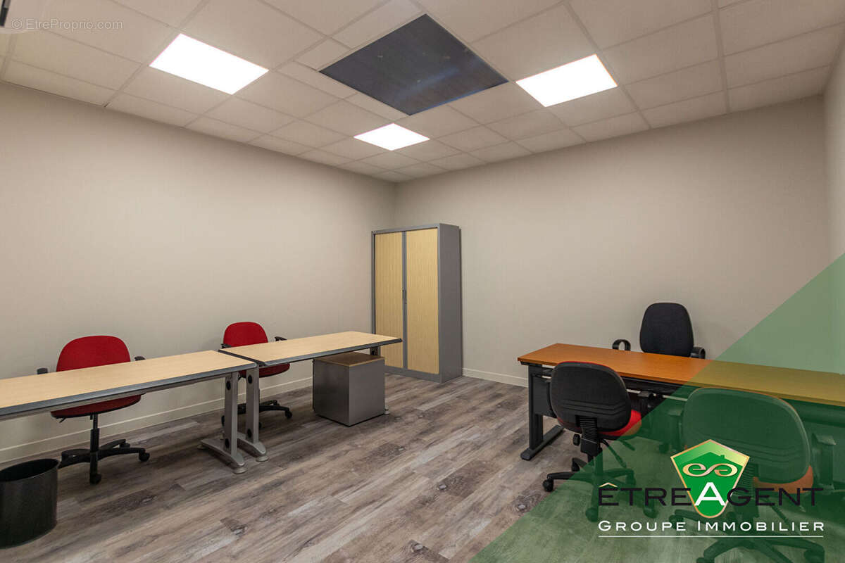 Commerce à MANTES-LA-VILLE