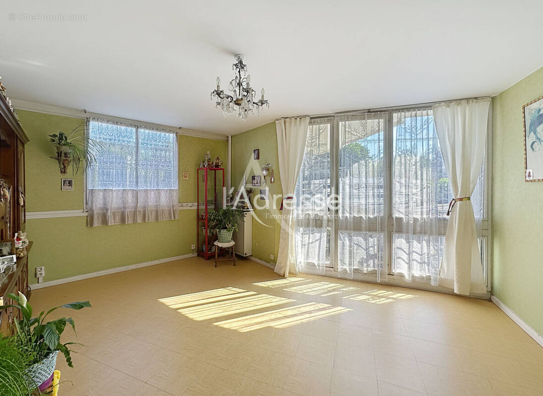 Appartement à CHELLES
