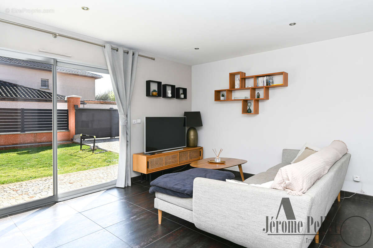 Maison à COMMUNAY