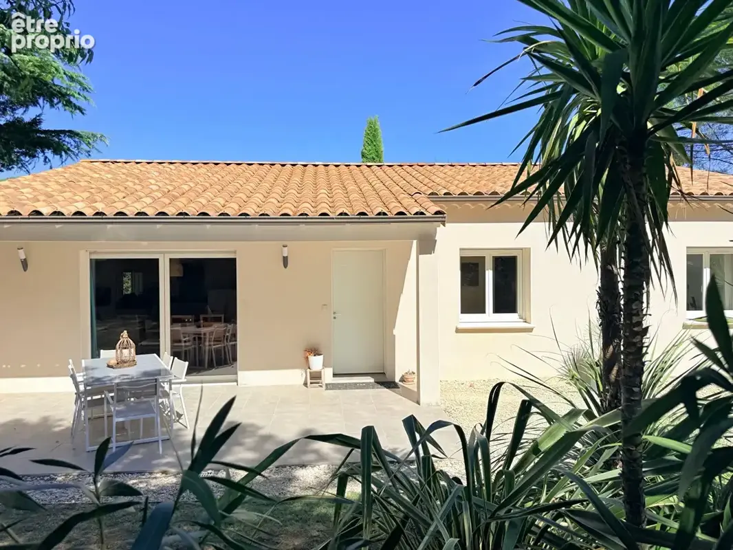 Villa contemporaine de plain-pied + studio indépendant - Saint-Paul-Trois-Chateaux - 7 pièces - 120 m² - photo 6