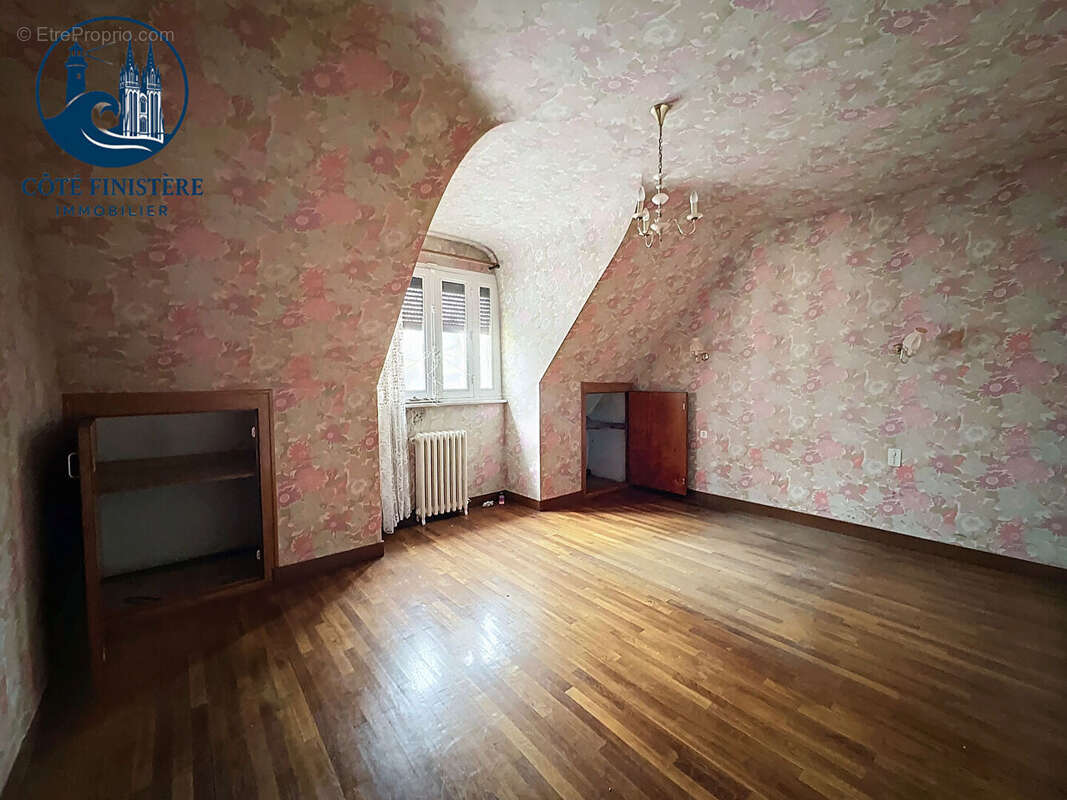 Maison à PLONEOUR-LANVERN