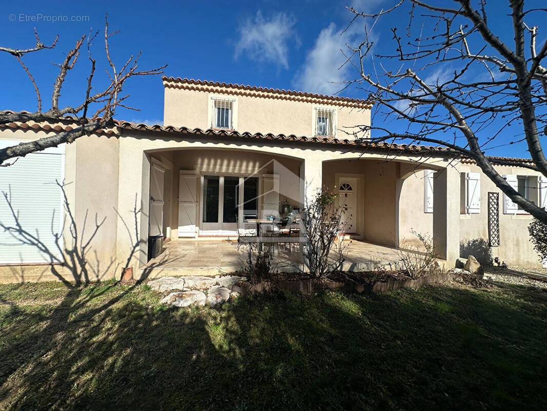 Maison à NANS-LES-PINS