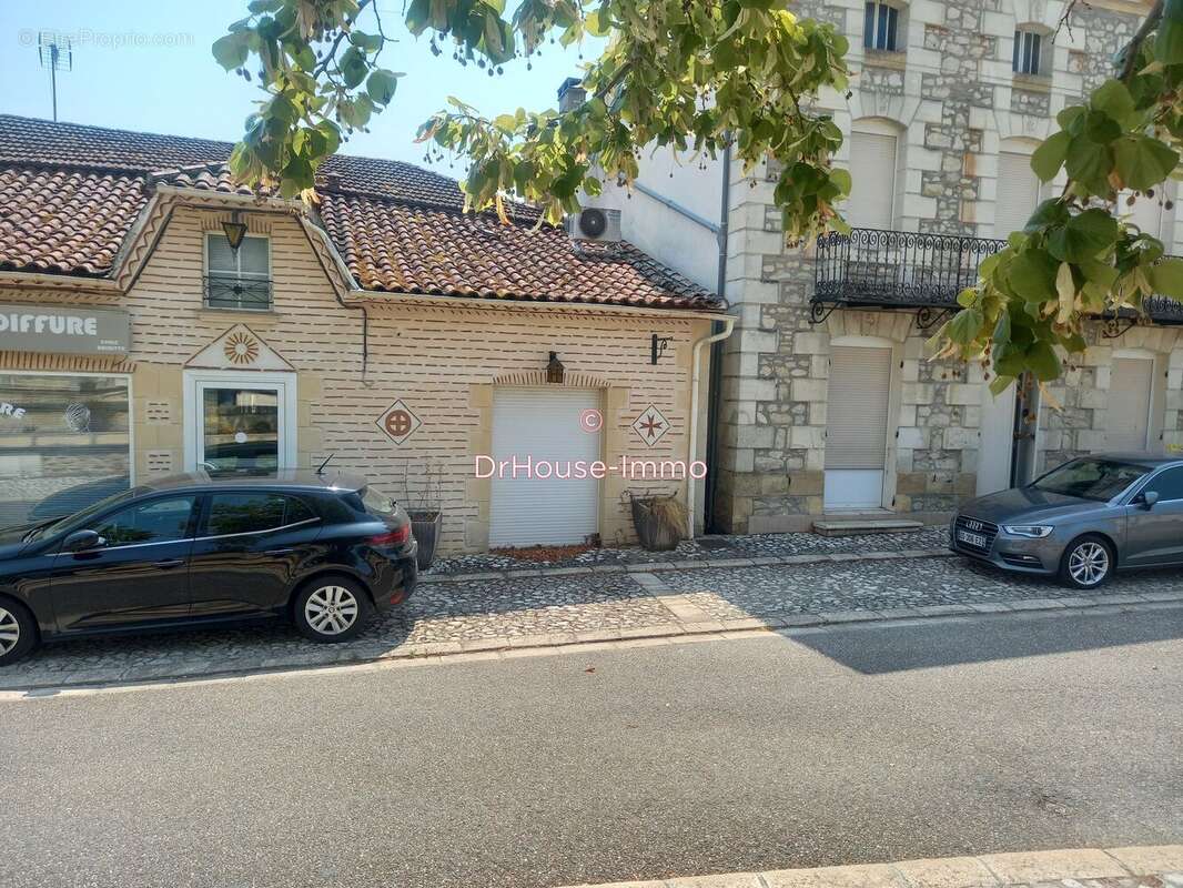Maison à SAMAZAN