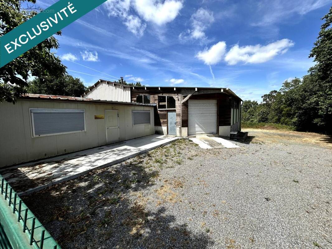 Photo 1 - Commerce à AVESSAC