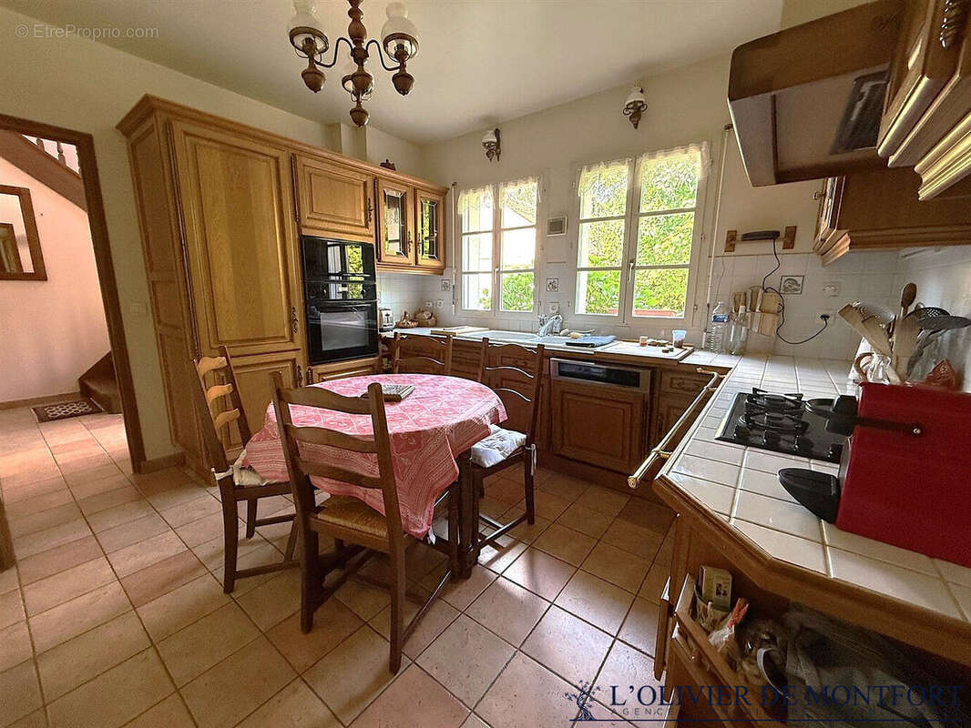 Maison à MONTFORT-L'AMAURY