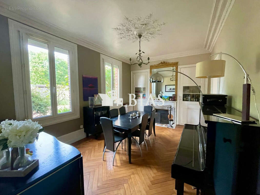 Maison à SAINT-AUBIN-LES-ELBEUF