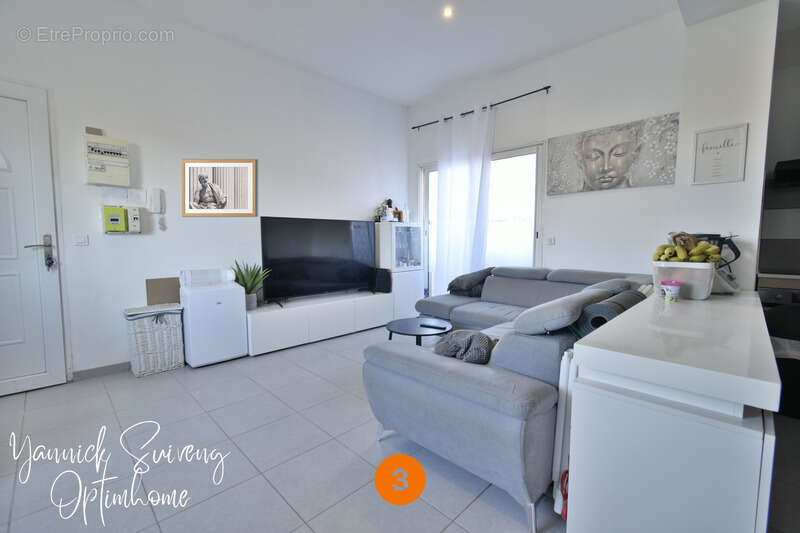 Appartement à SAINT-LAURENT-DE-LA-SALANQUE