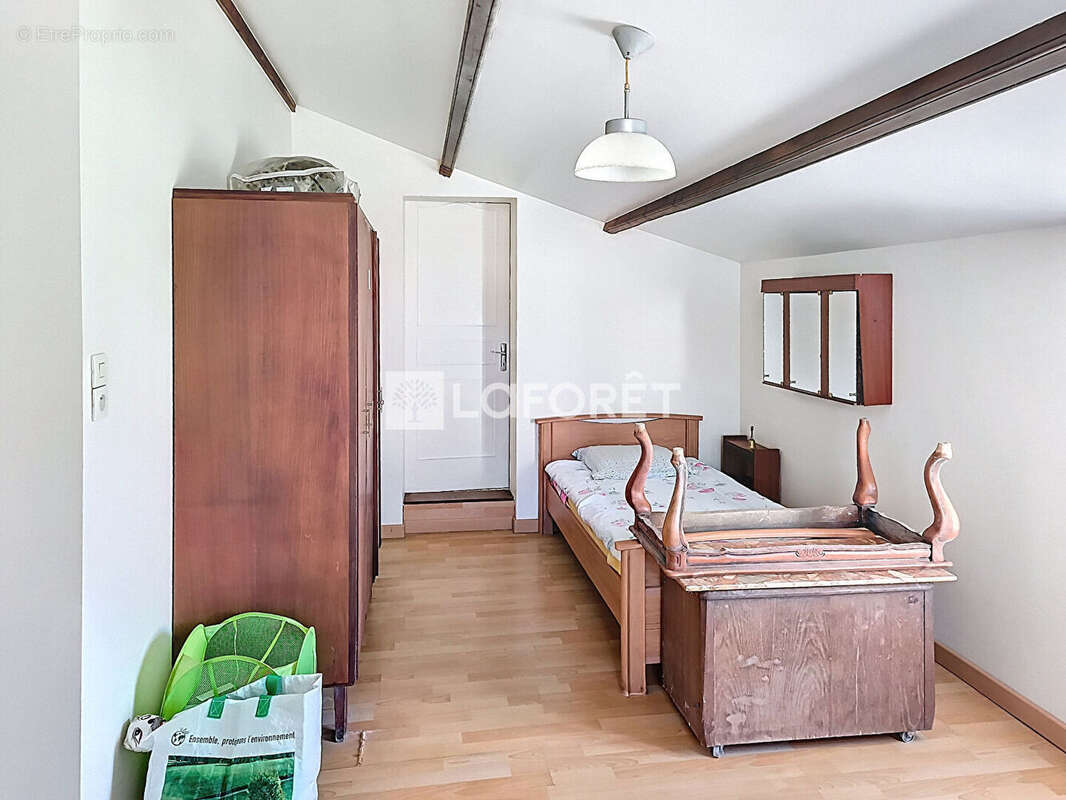 Maison à COMMEQUIERS