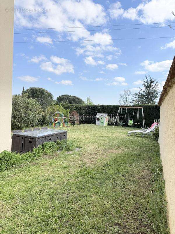 Vaugneray - maison familiale type 5 avec terrain 475 M2 - photo 16