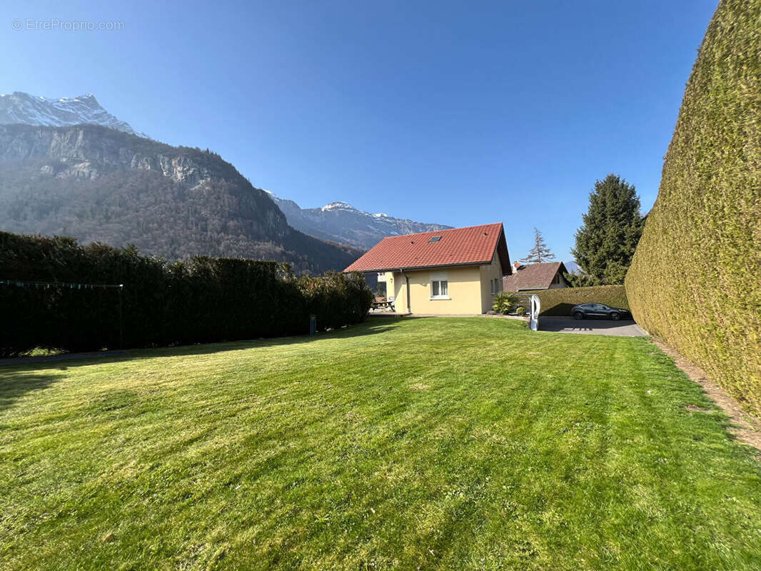 Maison à MAGLAND