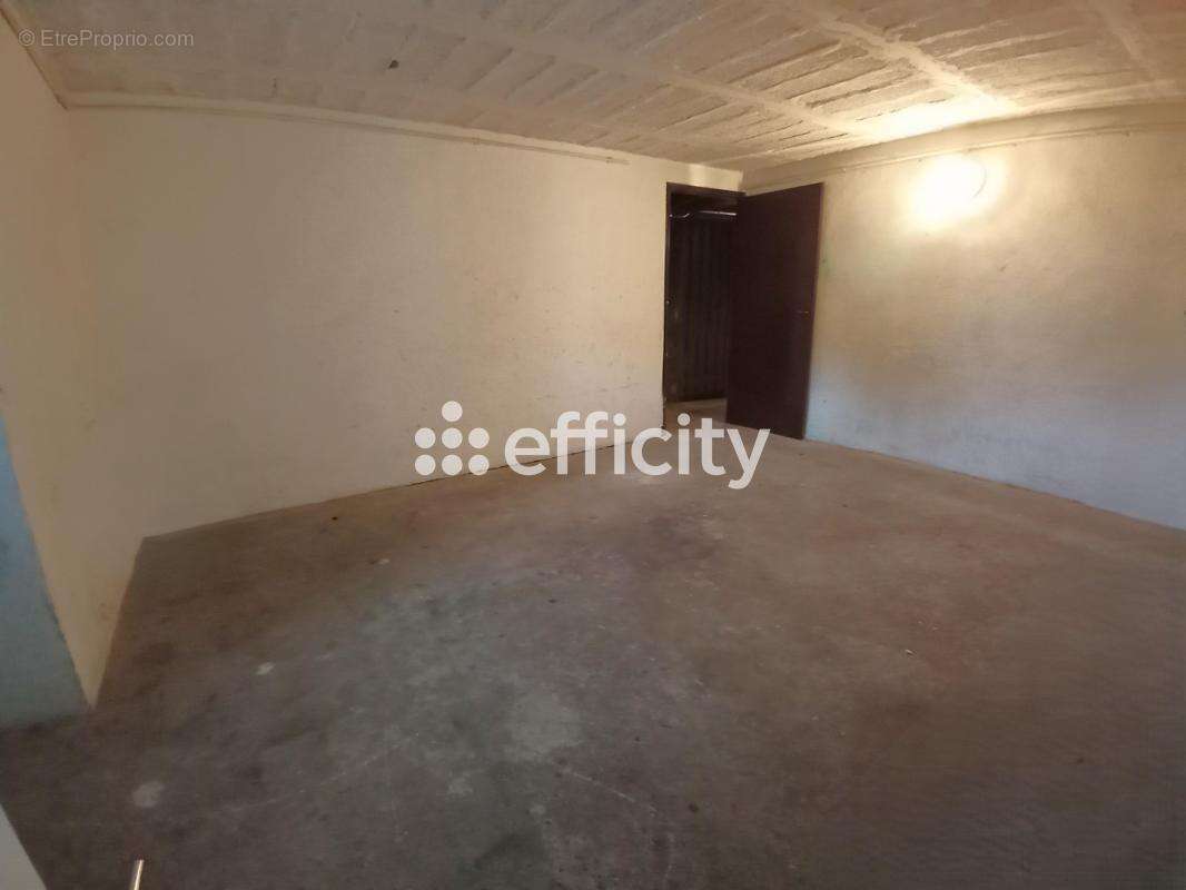 Appartement à LE PONTET