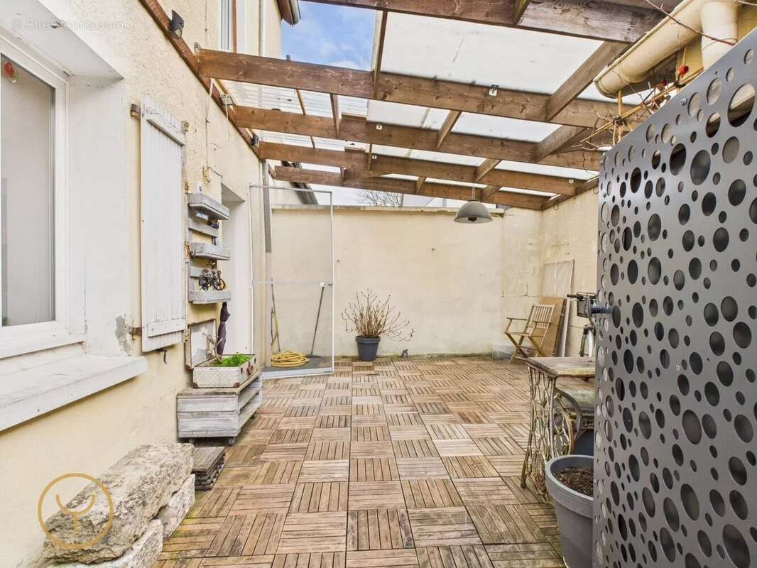 Maison à ROMILLY-SUR-SEINE