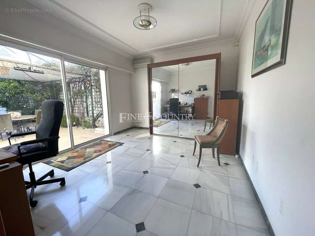 Maison à AURIBEAU-SUR-SIAGNE