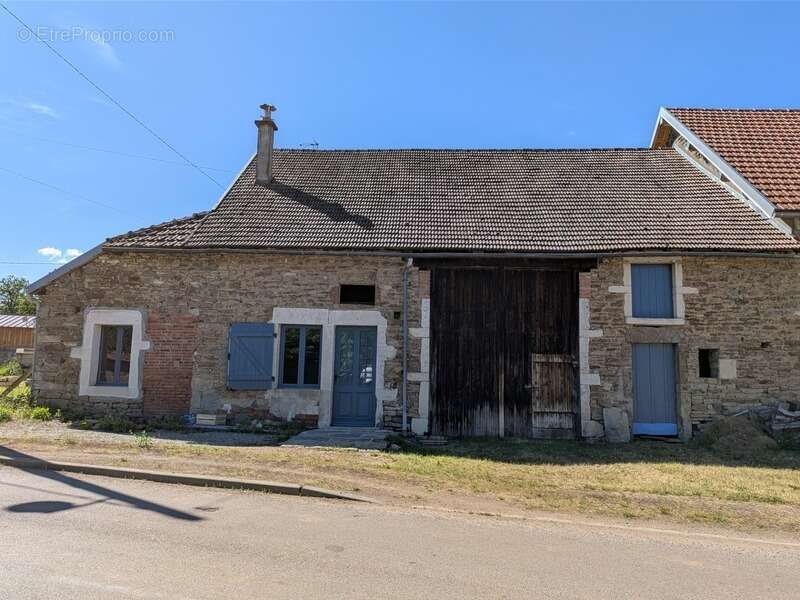 A vendre Maison avec fort potentiel d'extension à THOISY LA BERCHERE (21) - photo 2