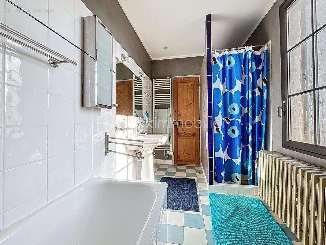 Maison à LUNEL-VIEL