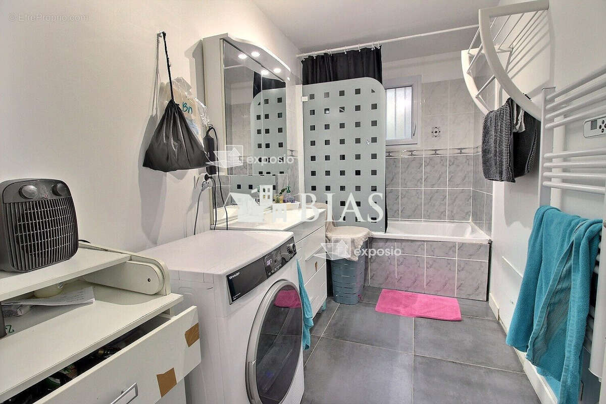 Maison à SAINT-PIERRE-DU-BOSGUERARD