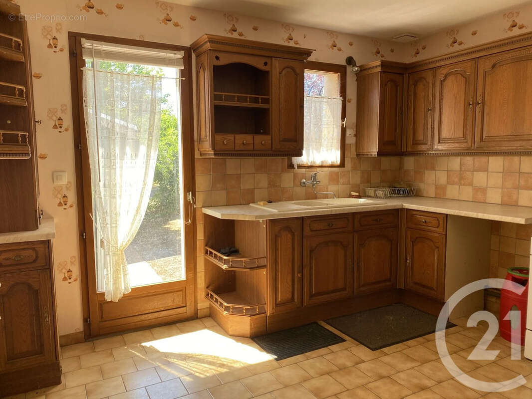 Maison 154 m² à Boulleret  - photo 5