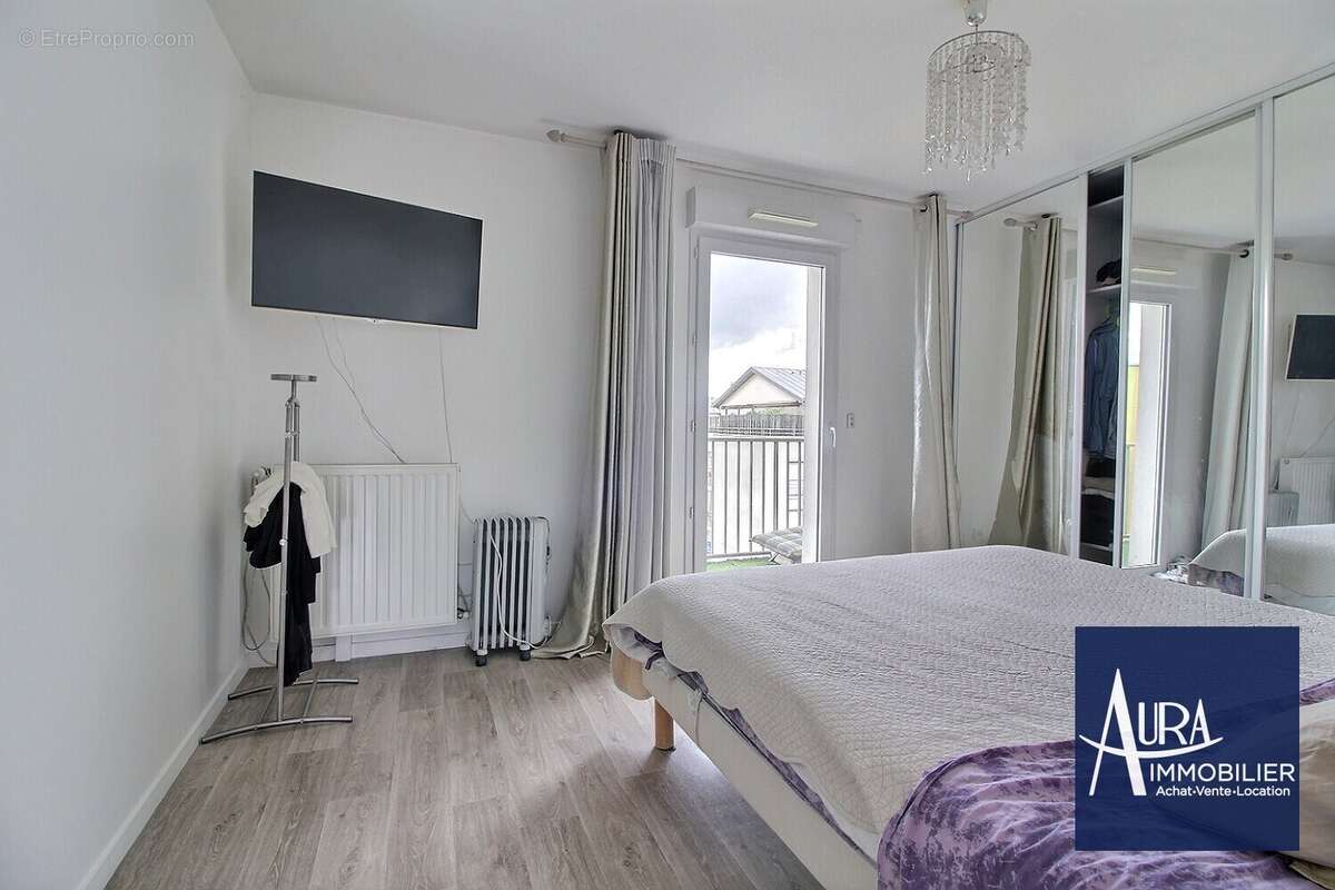 exposio_0005 - Appartement à LES LILAS