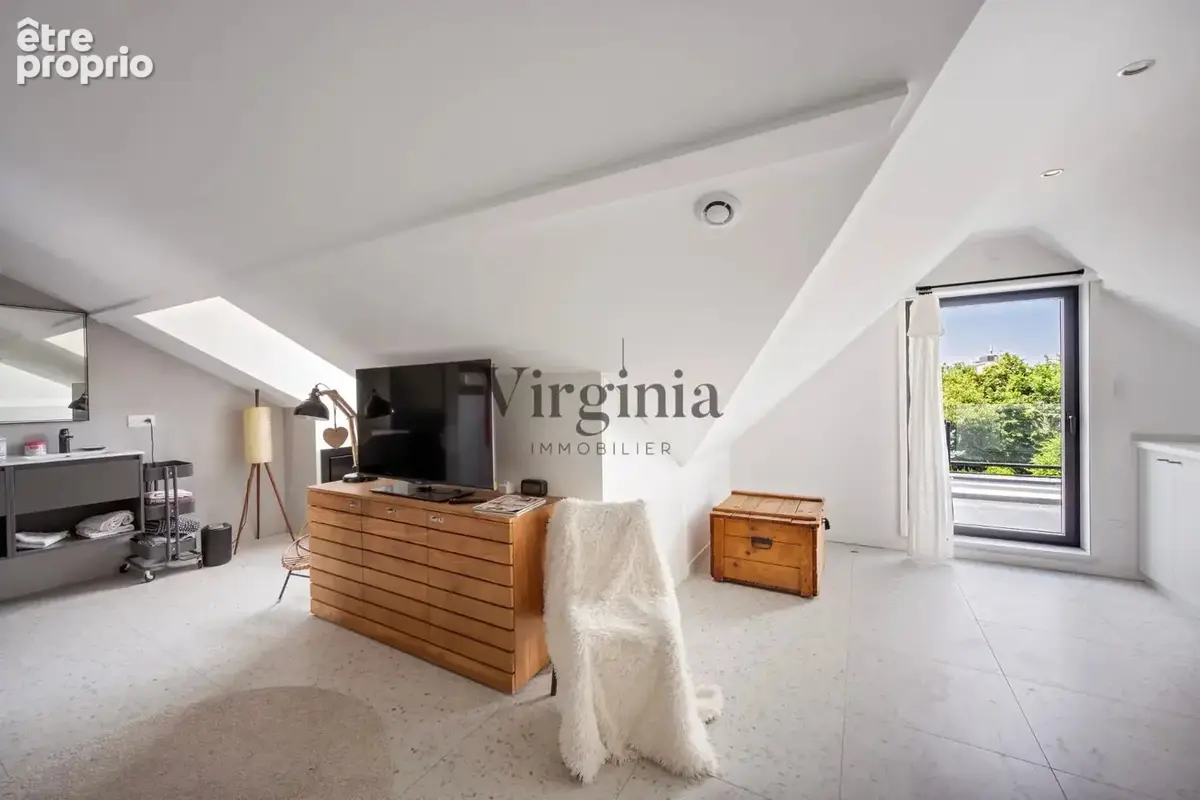 Propriété d'exception au coeur de Charentonneau - 350 m² habitables - Prestations ultra haut de gamme - Piscine intérieure - photo 17