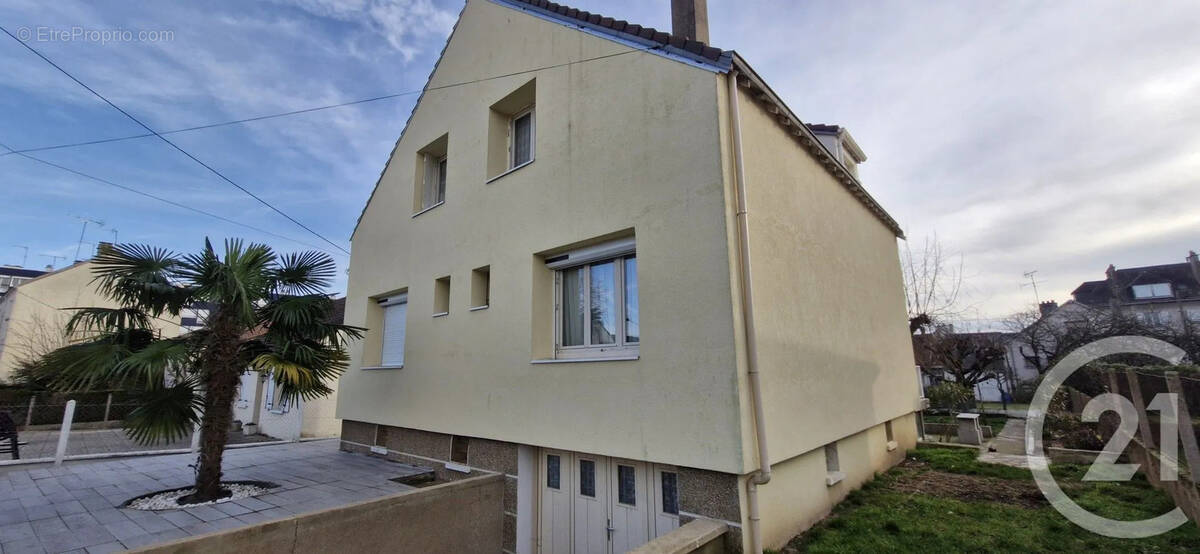 Maison à CHATEAUDUN